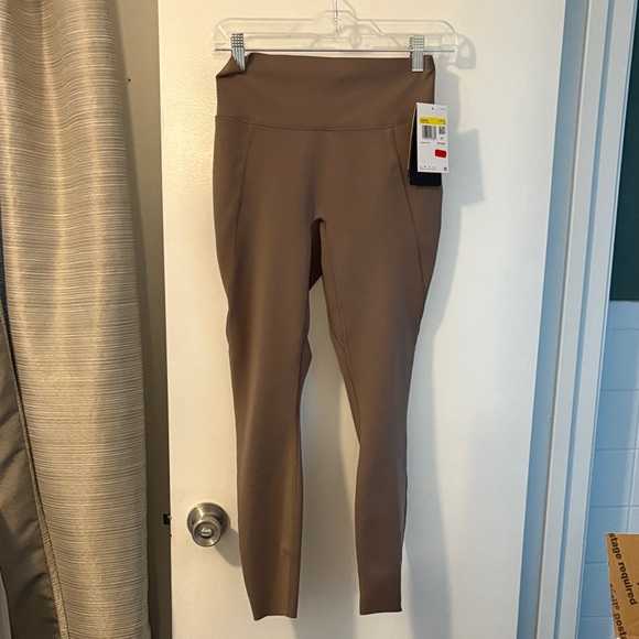 Nike Women's Tan Leggings - Picture 1 of 3